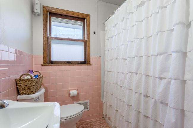 5608 28 Th Ave S, Home with 0 bedrooms, 0 bathrooms and null parking in Minneapolis MN | Image 24
