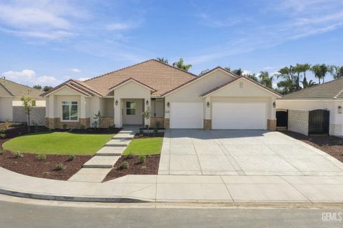 13526 Velma Pearl Way, Bakersfield, CA, 93314-7245 | Card Image