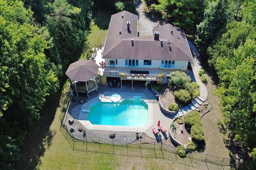 5937 Rideau Valley Dr N, Manotick, ON, K4M1B3 | Card Image