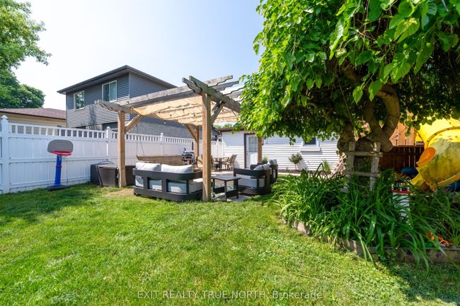 42 Graham Ave, House other with 3 bedrooms, 2 bathrooms and 2 parking in Brantford ON | Image 21
