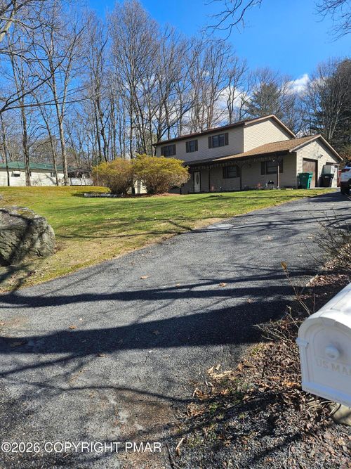 166 Tanbark Ln, Tannersville, PA, 18372-7811 | Card Image