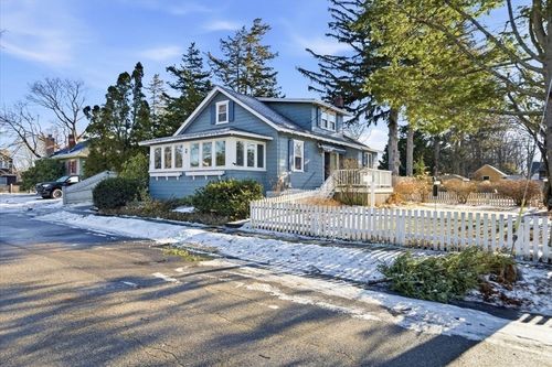 1 Beacon St, Newburyport, MA, 01950 | Card Image