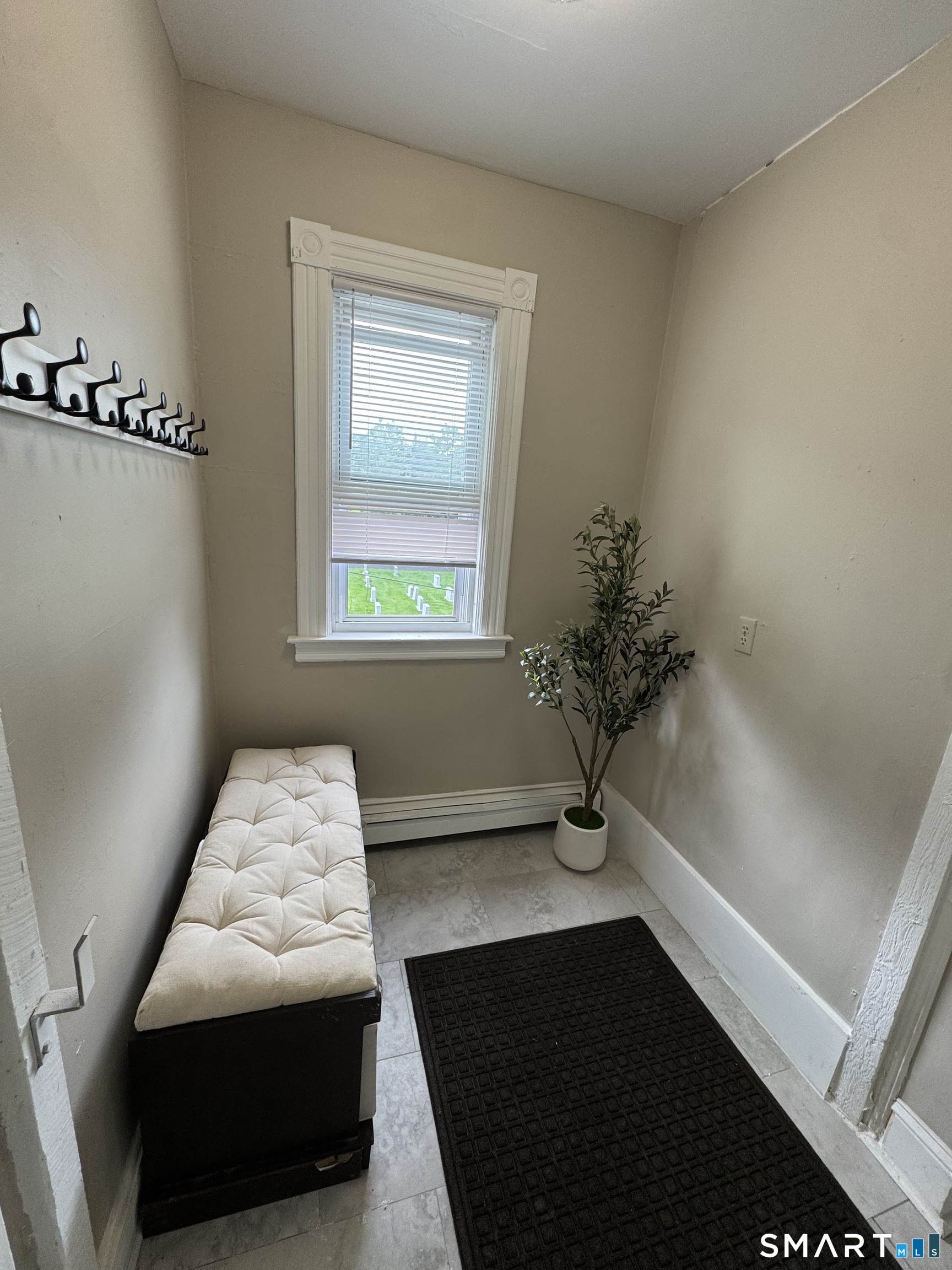 Residential Lease in Hartford 4