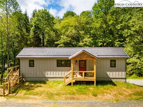 490 Laurelwood Ln, Boone, NC, 28607-7169 | Card Image