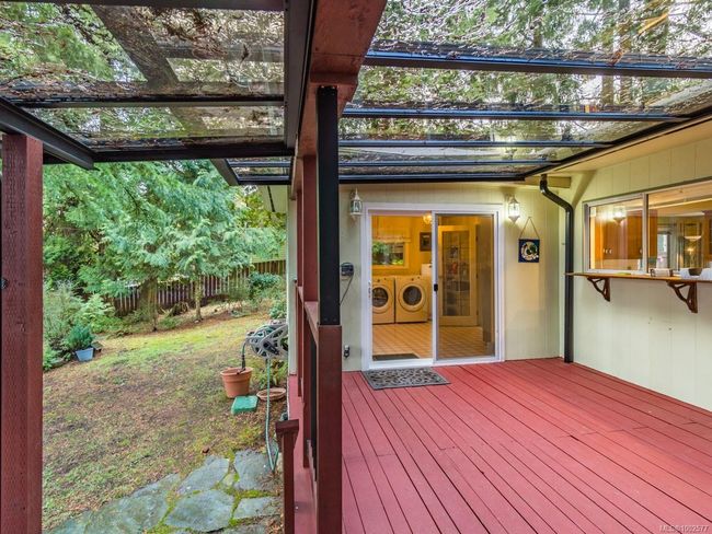 5515 Turner Rd, House other with 2 bedrooms, 1 bathrooms and 2 parking in Nanaimo BC | Image 38