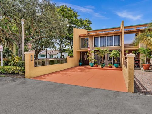 apt-8-701 E Coco Plum Cir, Plantation, FL, 33324-3738 | Card Image