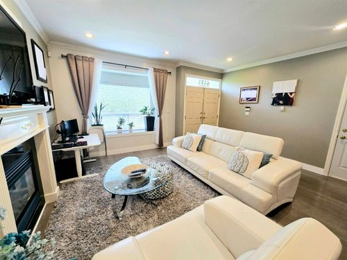 6333 Burns St, Burnaby, BC, V5E1T3 | Card Image