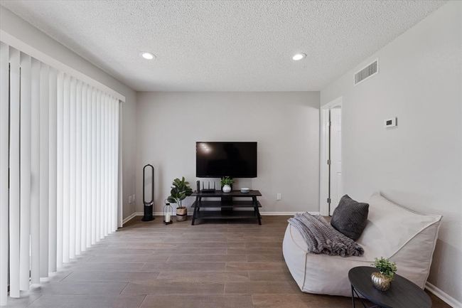APT-415D - 12900 Walden Rd, Townhouse with 1 bedrooms, 1 bathrooms and null parking in Montgomery TX | Image 7