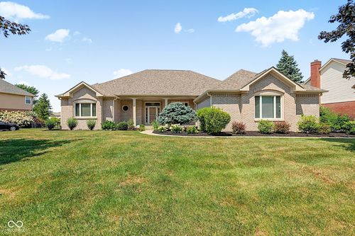 9935 Water Crest Dr, Fishers, IN, 46038-5599 | Card Image