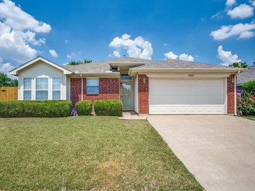 10820 Edgewater Drive, Benbrook, TX, 76126 | Card Image