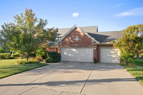 1998 Sheridan Ct, Buffalo Grove, IL, 60089-8015 | Card Image