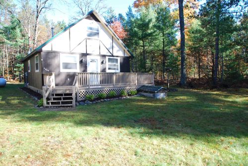 2940 W Rose City Rd, West Branch, MI, 48661-9557 | Card Image