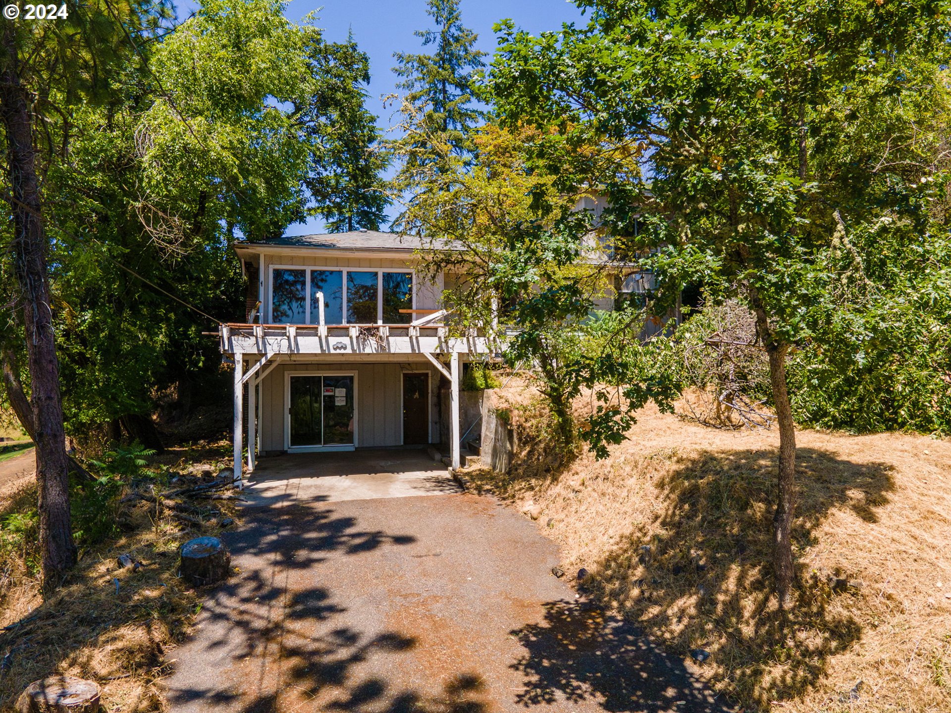 Beulah Dr, Roseburg, OR 97470