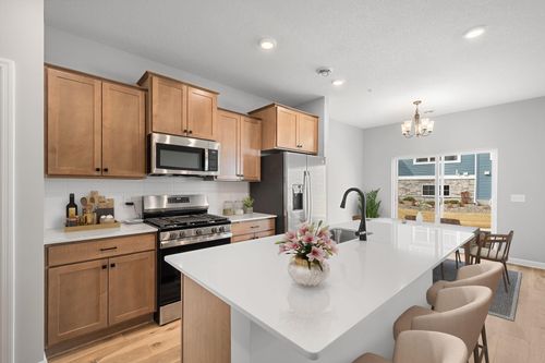 10314 Birchwood Cir, Victoria, MN, 55318-7455 | Card Image