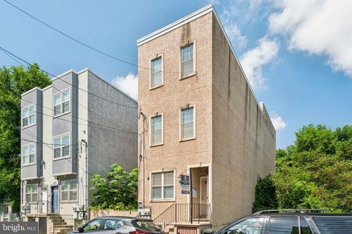 2258 N 12th St, Philadelphia, PA, 19133-1006 | Card Image