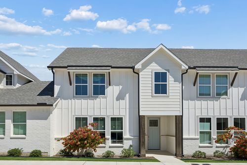9540 Thorncrown Ln, Fort Worth, TX, 76179-0019 | Card Image