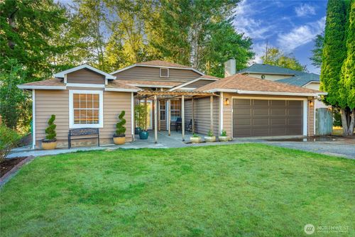 22227 126th Pl Se, Kent, WA, 98031-9695 | Card Image