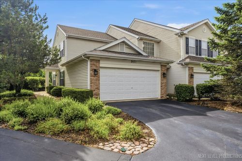 2471-2471 Stoughton Cir, Aurora, IL, 60502-6477 | Card Image