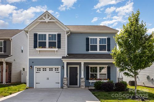 1120 Freeman View Dr, Albemarle, NC, 28001-8820 | Card Image
