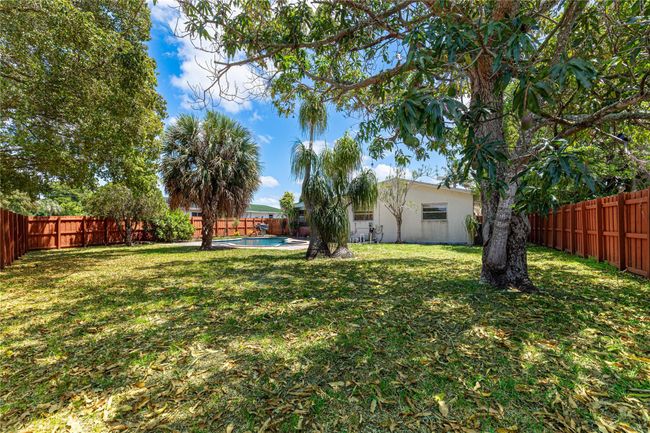 7965 Nw 9 Th St, House other with 3 bedrooms, 2 bathrooms and null parking in Margate FL | Image 29