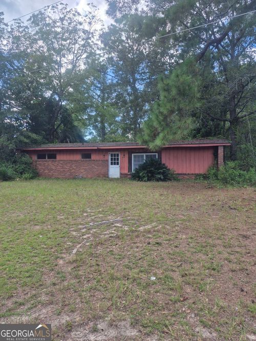 211 Circle Dr, Statesboro, GA, 30461-6950 | Card Image