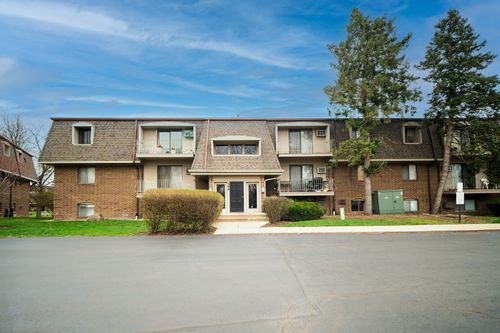 g-144 E Bailey Rd, Naperville, IL, 60565-1428 | Card Image