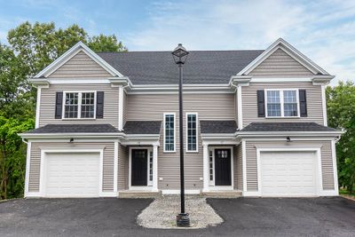 15 - 106 Pond Street, Condo with 3 bedrooms, 2 bathrooms and 3 parking in Attleboro MA | Image 1