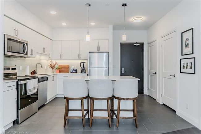 210 - 399 Queen St S, House attached with 1 bedrooms, 1 bathrooms and 1 parking in Kitchener ON | Image 24