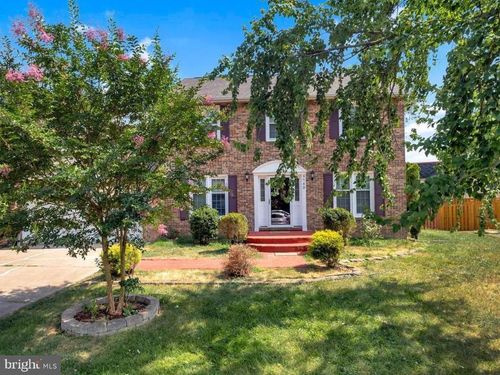 9743 Zimbro Ave, MANASSAS, VA, 20110-4272 | Card Image