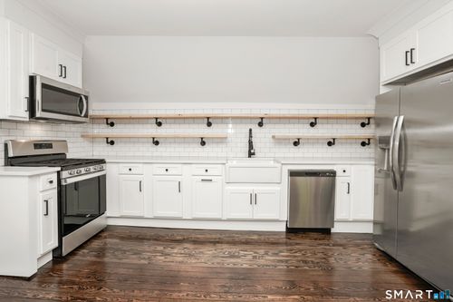 3-174 Coram Ave, Shelton, CT, 06484-3322 | Card Image