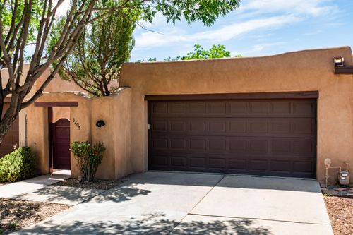 6205 Sabre Ct Nw, Albuquerque, NM, 87107-5739 | Card Image