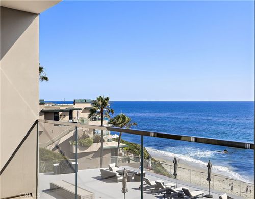 apt-65-1585 S Coast Hwy, Laguna Beach, CA, 92651-3251 | Card Image