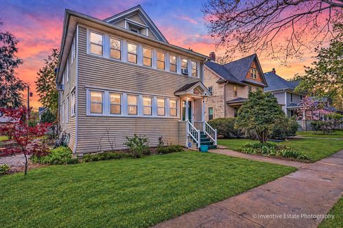 211 N Wright Street, Naperville, IL, 60540 | Card Image