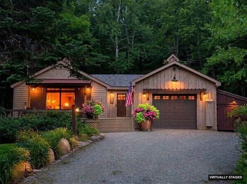 60 E Brook Xing, Wilmington, VT, 05363-8832 | Card Image