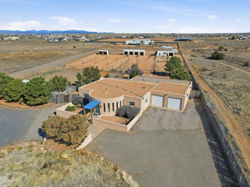 35 Vista Alondra, Santa Fe, NM, 87508-6697 | Card Image