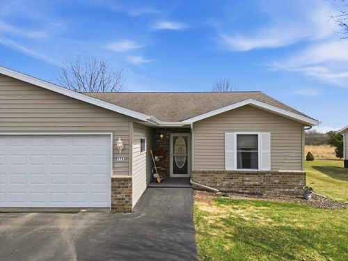 1709 N Hume Avenue Avenue, Marshfield, WI, 54449 | Card Image