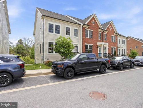 7288 Conley Aly, SYKESVILLE, MD, 21784-7697 | Card Image