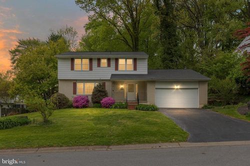 2303 Magnolia Dr, WILMINGTON, DE, 19810-2417 | Card Image