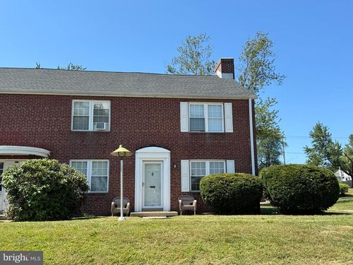 apt-d1-200 Maplewood Dr, POTTSTOWN, PA, 19464-3933 | Card Image