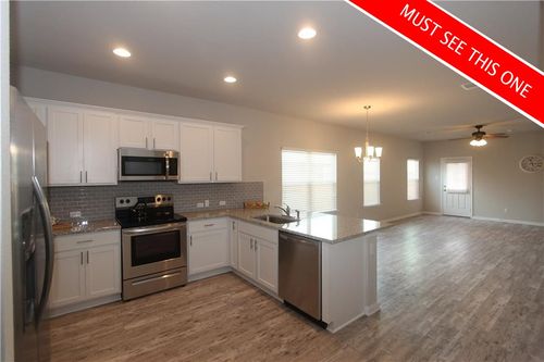 457 Galway Bay Ln, Georgetown, TX, 78626-7681 | Card Image
