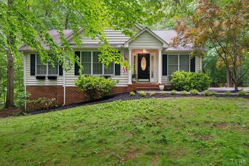 313 Peters Dr, Forest, VA, 24551-2307 | Card Image