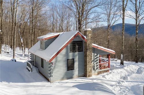 605 Cross Rd, Margaretville, NY, 12455-2315 | Card Image