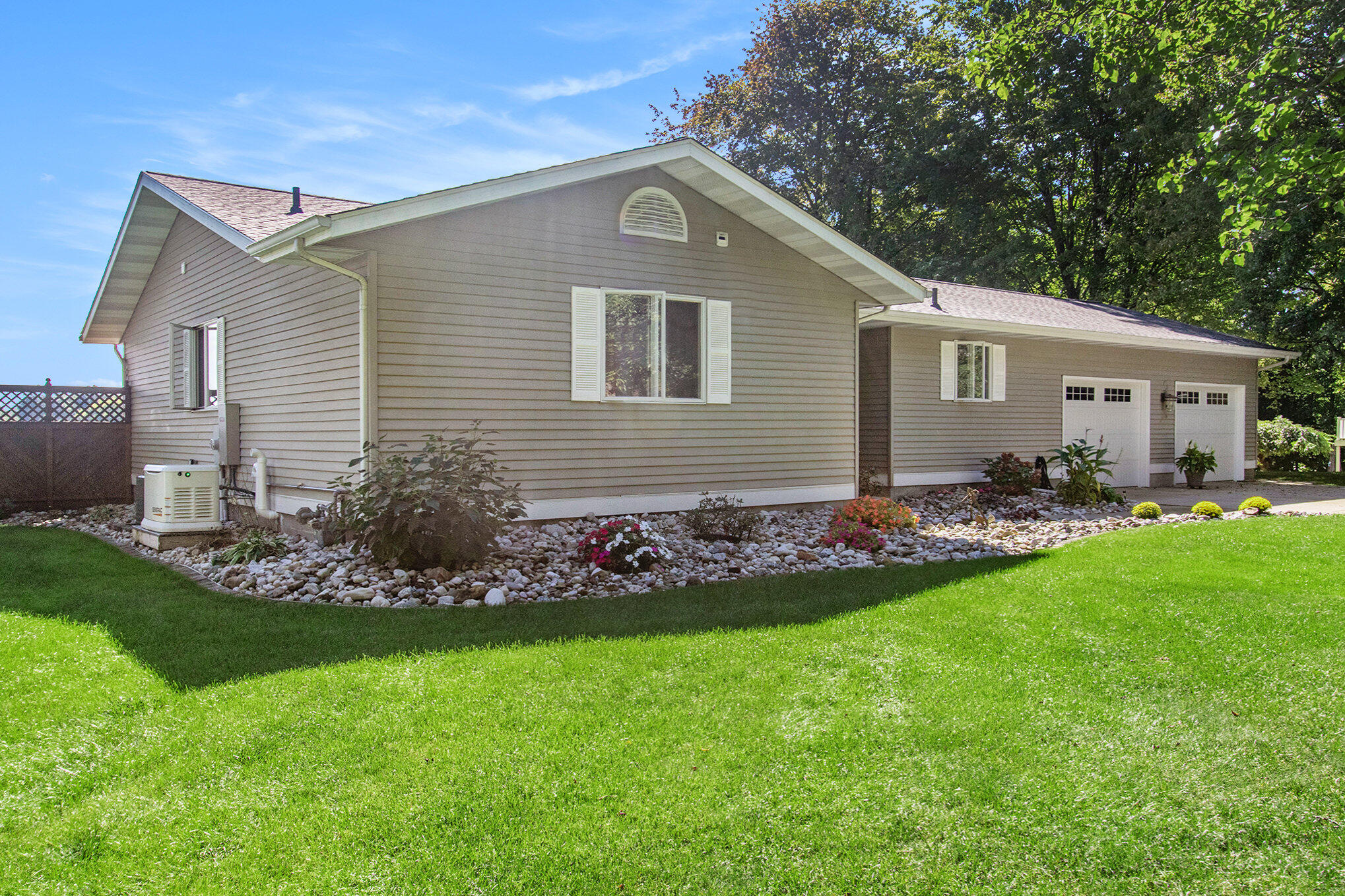 Lakeshore Rd, Twin Lake, MI 49457