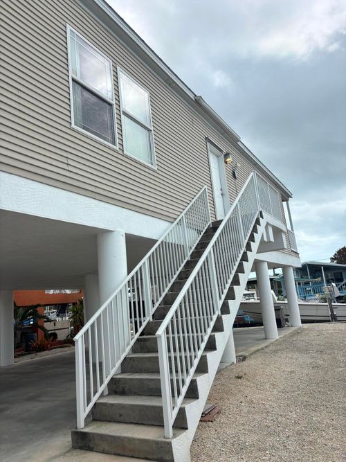 210 W 2nd Ct, Key Largo, FL, 33037-2611 | Card Image