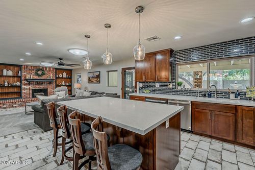 12810 N 17th Ave, Phoenix, AZ, 85029-2812 | Card Image