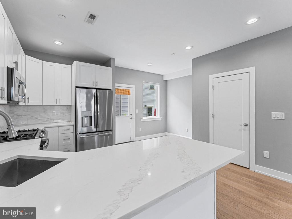 Residential in PHILADELPHIA 5