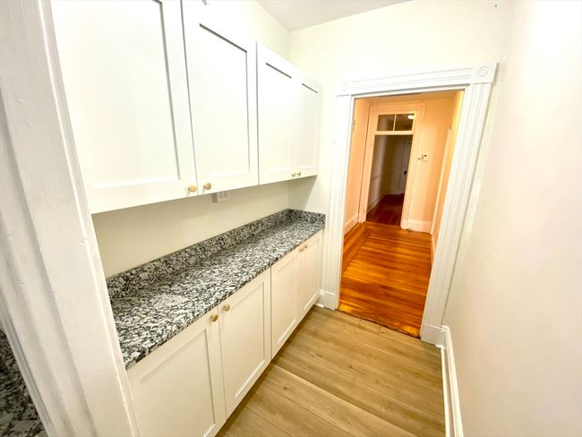 APT-3 - 866 Huntington Ave, House attached with 5 bedrooms, 2 bathrooms and null parking in Boston MA | Image 8