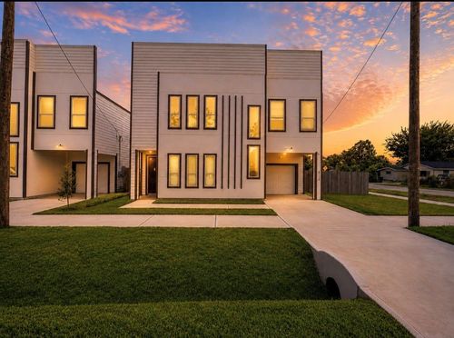 8128 Penrod St, Houston, TX, 77028-3446 | Card Image