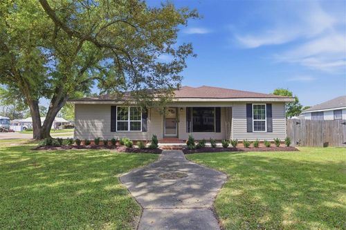 3718 Ernest St, Lake Charles, LA, 70605-2770 | Card Image