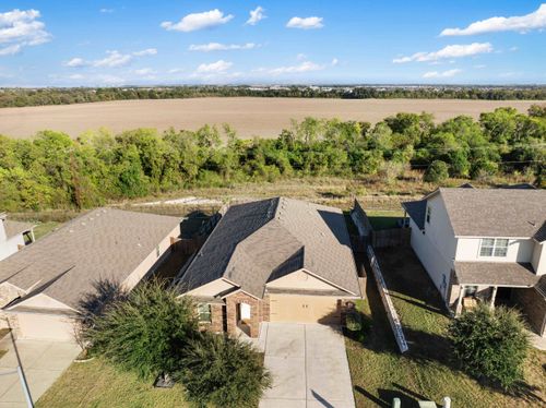 117 Liard River Rd, Hutto, TX, 78634-2003 | Card Image
